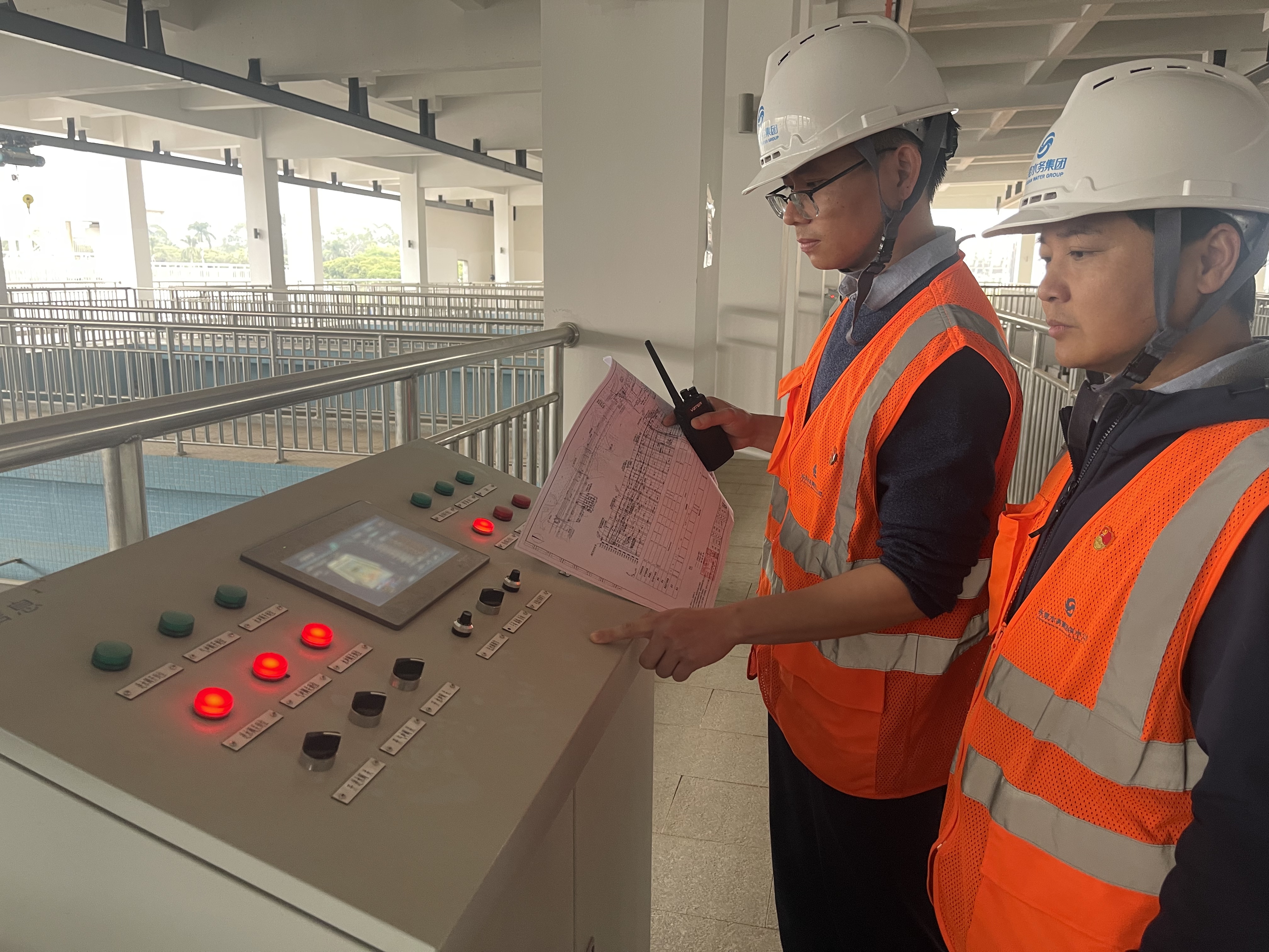 芦花坑水厂开展联调联试.jpg