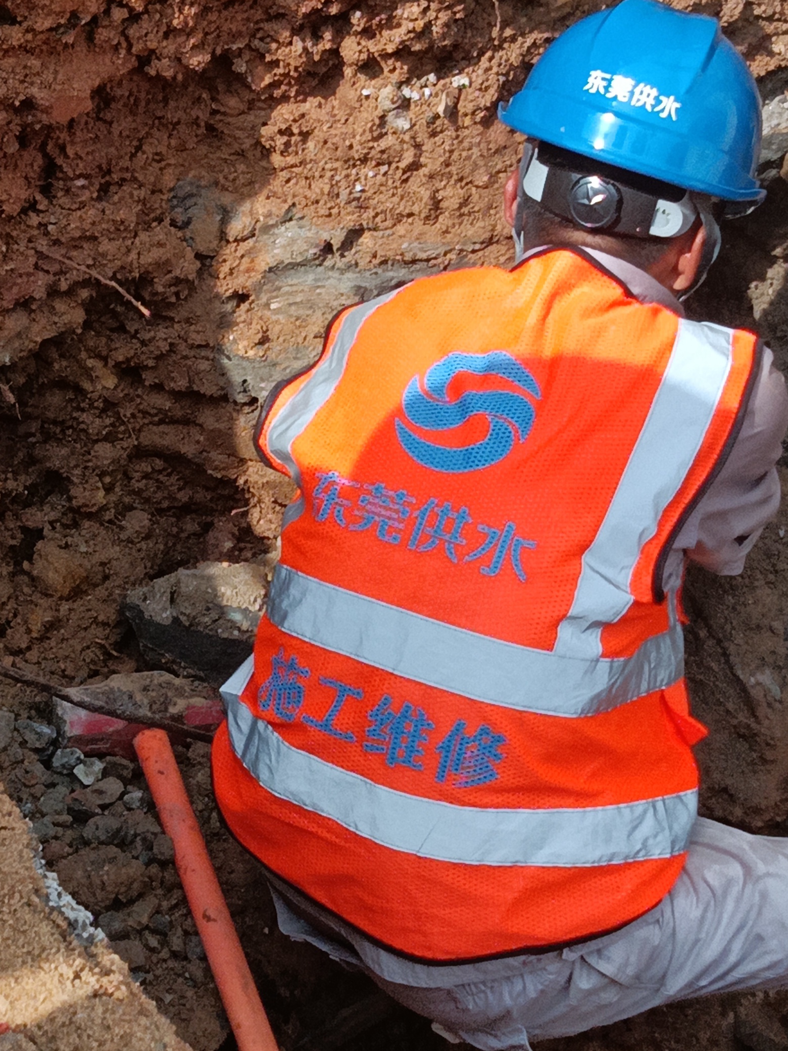 谢岗--管网施工 (2).jpg